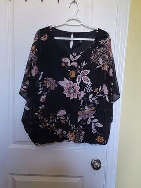 Le Chateau blouse top shirt black floral flowers plus size XXL whimsigoth fairy